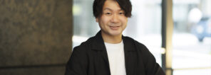 角田 淳 氏